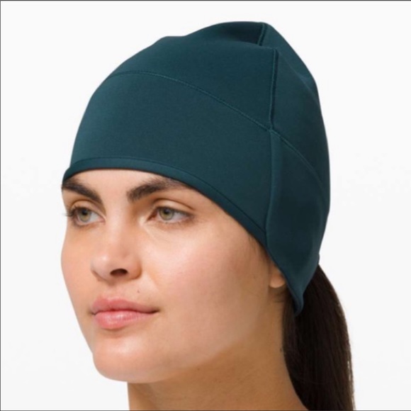NWT Lululemon Run for It All Beanie - Picture 2 of 3